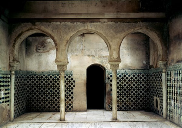 SALA DE VAPOR - S XIV
GRANADA, ALHAMBRA-BAÑOS REALES
GRANADA
This image is not downloadable. Contact us for the high res.