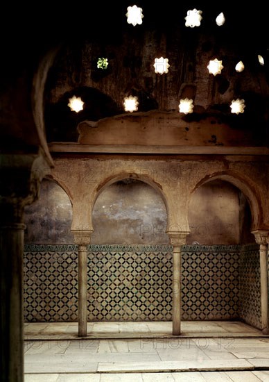 SALA DE VAPOR - S XIV
GRANADA, ALHAMBRA-BAÑOS REALES
GRANADA
This image is not downloadable. Contact us for the high res.