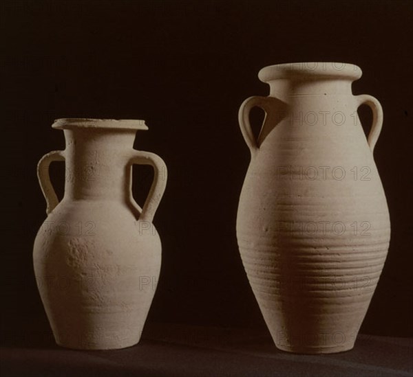 JARRAS DE DOS ASAS PUNICAS-S III Y II A CRISTO
IBIZA, MUSEO ARQUEOLOGICO
IBIZA