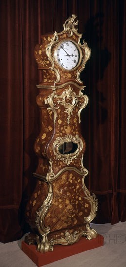 LORY
RELOJ DE CAJA ALTA FRANCES S XVIII
MADRID, COLECCION PARTICULAR
MADRID