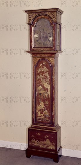BROWNE
RELOJ INGLES S XVIII-CAJA LACADA EN ORO
MADRID, COLECCION PARTICULAR
MADRID