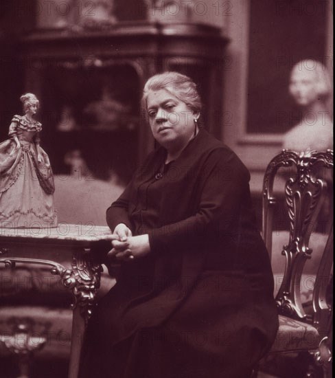 LEOCADIA ALBA ABAD(1873/1930) ACTRIZ-FOTOGRAFIA EN BLANCO Y NEGRO
MADRID, BIBLIOTECA NACIONAL
MADRID
This image is not downloadable. Contact us for the high res.