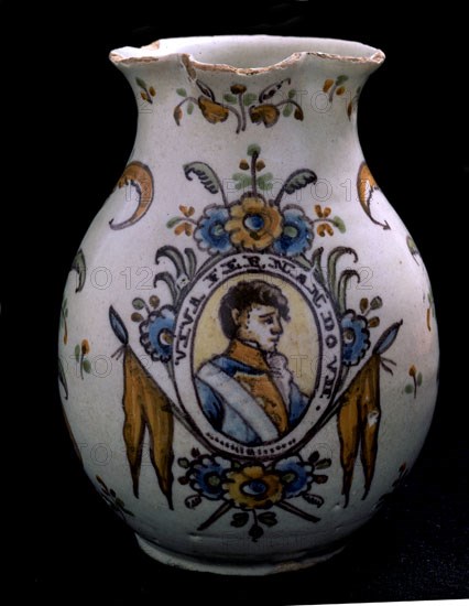 JARRA DE BOLA CON EFIGIE DE FERNANDO VII- TALAVERA COMIENZOS S XIX
MADRID, COLECCION PARTICULAR
MADRID
This image is not downloadable. Contact us for the high res.
