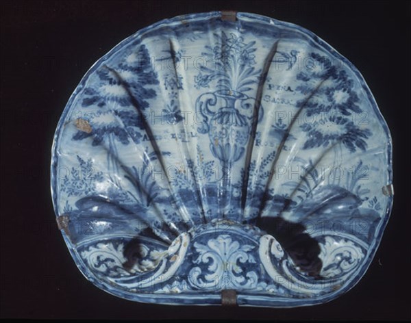 PLATO DE CERAMICA DE TALAVERA S XVII
MADRID, MUSEO DE ARTES DECORATIVAS
MADRID
This image is not downloadable. Contact us for the high res.