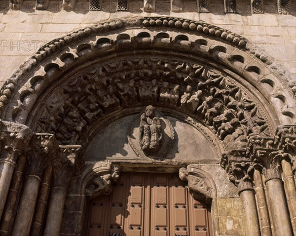 IGL DE LOS CABALLEROS DE S JUAN DE JERUSALEM-DET PORTADA
PUERTOMARIN, EXTERIOR
LUGO