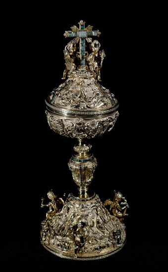 COPON DE ORO MACIZO CON ESMERALDAS
MURCIA, CATEDRAL MUSEO
MURCIA
This image is not downloadable. Contact us for the high res.