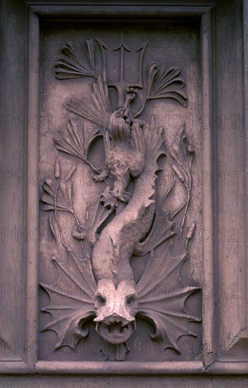 RELIEVE MODERNISTA
UNION LA, MERCADO
MURCIA