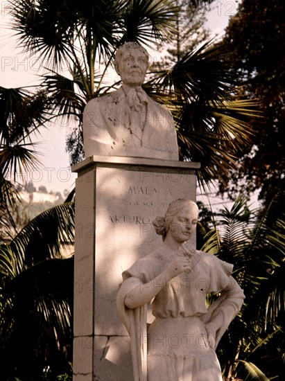 MONUMENTO A ARTURO REYES
MALAGA, EXTERIOR
MALAGA