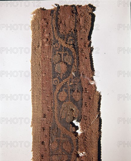 TEJIDO DE LANA COPTO
GRANADA, MUSEO HISPANO-MUSULMAN
GRANADA