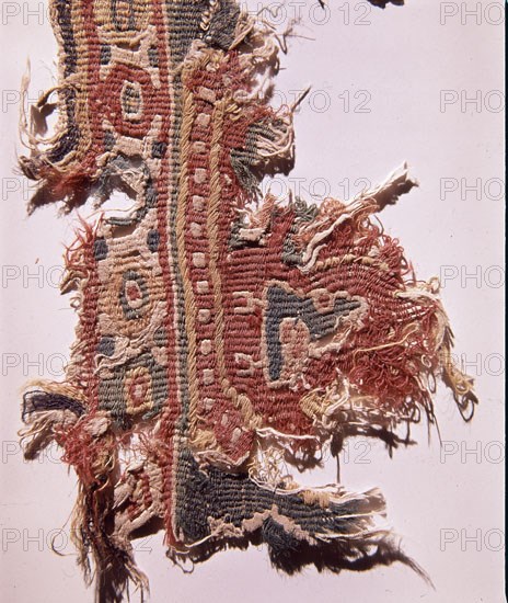 TEJIDO DE LANA COPTO
GRANADA, MUSEO HISPANO-MUSULMAN
GRANADA