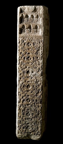 PILASTRA HISPANO VISIGODA-S VII DC-MARMOL GRIS-ALT 173 cm -LADOS 36 x 33cm- NºINV 445
MERIDA, MUSEO DE ARTE ROMANO
BADAJOZ