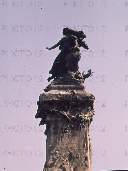 MONUMENTO A AGUSTINA DE ARAGON
ZARAGOZA, EXTERIOR
ZARAGOZA