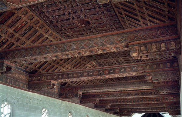 ARTESONADO MUDEJAR DE LA CATEDRAL DE TERUEL CON ESTRUCTURA ALMOHADE .FINALES DEL SIGLO XIII
TERUEL, CATEDRAL
TERUEL