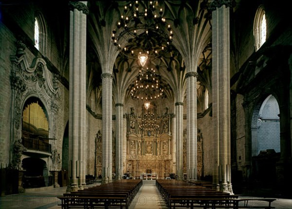 INTERIOR HACIA LA CABECERA
BARBASTRO, CATEDRAL
HUESCA