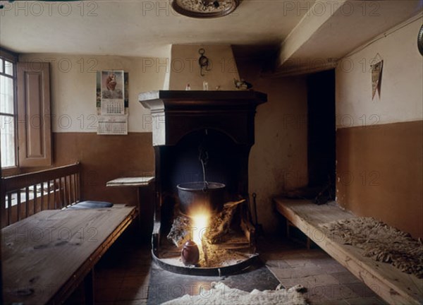 COCINA DE CASA PARTICULAR
RODA DE ISABENA, INTERIOR
HUESCA