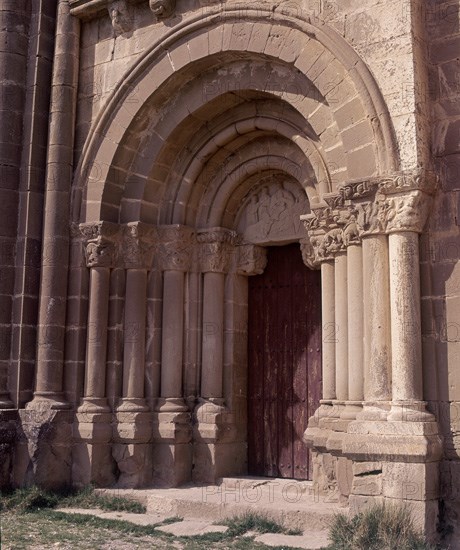 IGL DE SANTIAGO S XIII-TIMPANO DE LA EPIFANIA
AGUERO, EXTERIOR
HUESCA