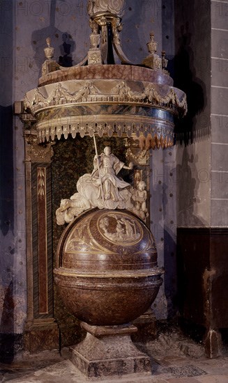 PILA BAUTISMAL
HECHO, IGLESIA PARROQUIAL
HUESCA