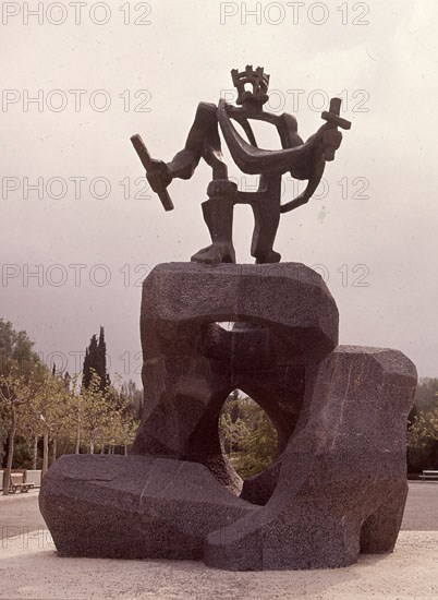 MONUMENTO AL REINO DE ARAGON
HUESCA, EXTERIOR
HUESCA