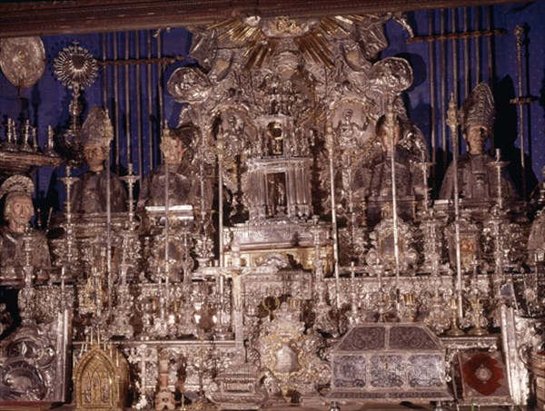 Velázquez Medrano, Silver monstrance in the sacristy