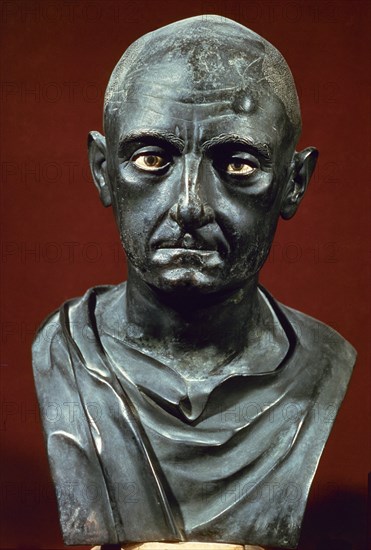 *PUBLIO CORNELIO ESCIPION EL AFRICANO (234-183 A.C.) HEROE DE LA SEGUNDA GUERRA PUNICA.
NAPOLES, MUSEO ARQUEOLOGICO NACIONAL
ITALIA
This image is not downloadable. Contact us for the high res.
