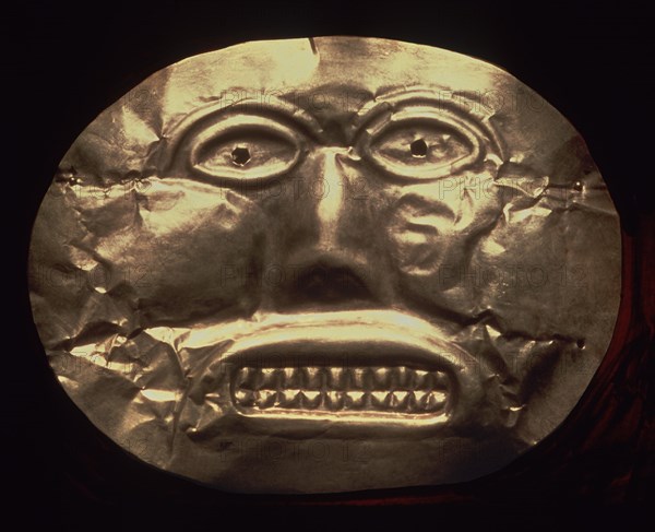 *TESORO DE ELDORADO MASCARA DE ORO
BOGOTA, MUSEO DEL ORO
COLOMBIA