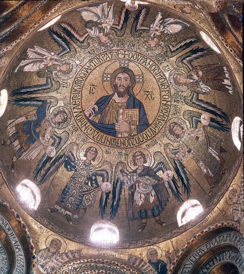 *MOSAICO DE CRISTO PANTOCRATOR EN LA CUPULA
PALERMO, CAPILLA PALATINA
ITALIA
This image is not downloadable. Contact us for the high res.