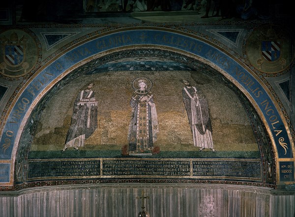 *S AGNESE ENTRE LOS PAPAS SIMMACO Y HONORIO-MOSAICO S VII
ROMA, IGLESIA DE SANTA AGNESE AGONE
ITALIA