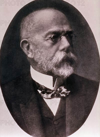 *ROBERT KOCH-MEDICO ALEMAN 1842-1910
This image is not downloadable. Contact us for the high res.