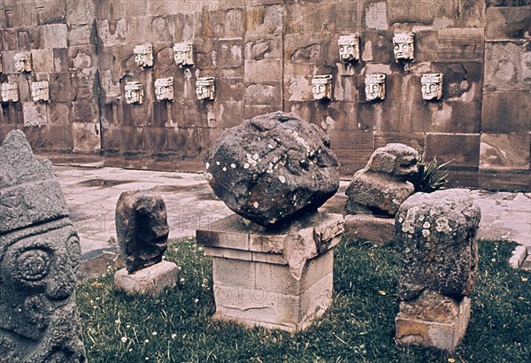 *RESTOS DE CIVILIZACION TIAHUANACO
NACION, EXTERIOR
BOLIVIA
This image is not downloadable. Contact us for the high res.