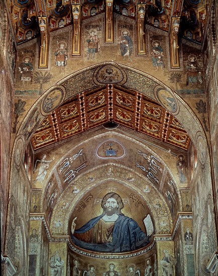 *INTERIOR DEL ABSIDE CON EL PANTOCRATOR - MOSAICOS AL ESTILO BIZANTINO-ARTE ROMANICO S XII
MONREAL, CATEDRAL
ITALIA
This image is not downloadable. Contact us for the high res.