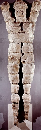 *TELAMON DEL TEMPLO OLIMPICO DE GIOVE
AGRIGENTO, MUSEO ARQUEOLOGICO
ITALIA