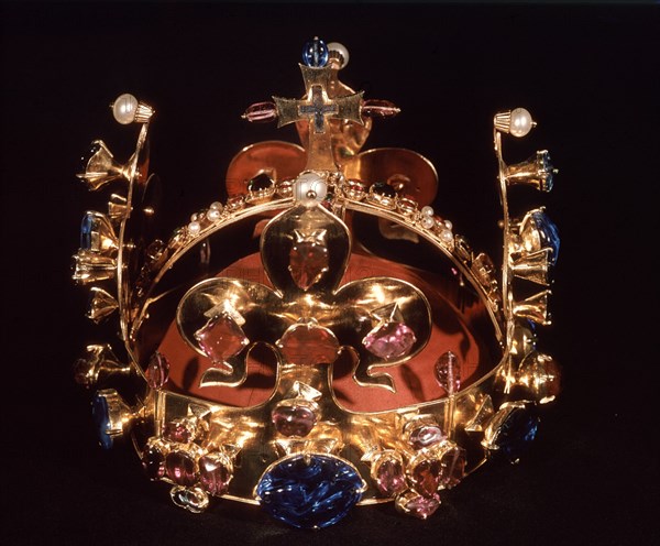 *CORONA DE CARLOS IV
PRAGA, CASTILLO
REPUBLICA CHECA