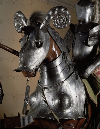 AFAN DE RIBERA PER
DET PARTE DELANTERA DE ARMADURA DEL DQUE DE ALCALA Y DE SU CABALLO
MADRID, MUSEO DEL EJERCITO
MADRID