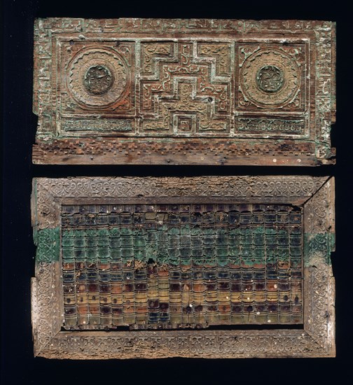 PANELES PARA LA MEZQUITA DE LOS ANDALUSIES(FEZ)-CALIFAL-980
FEZ, MUSEO DE BATHA
MARRUECOS
This image is not downloadable. Contact us for the high res.