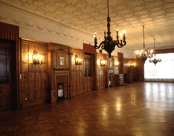 GONZALEZ RIANCHO/BRINGAS
INTERIOR-SALON EN MADERA(VACIO)
SANTANDER, PALACIO DE LA MAGDALENA
CANTABRIA
This image is not downloadable. Contact us for the high res.