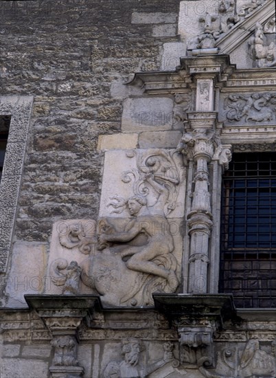 PORTADA-2ºCUERPO-DET IZQ-JOVEN DESNUDO LUCHA(HERCULES)
VITORIA, PALACIO DE ESCORIAZA-ESQUIVEL
ALAVA