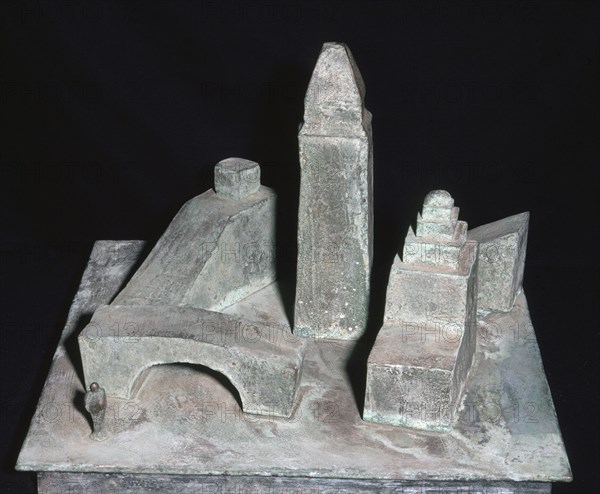 SANCHEZ JUAN
ESCULTURA-EL VIAJERO IV-BRONCE-50X50X37
CORUÑA, COLECCION UNION FENOSA
CORUÑA