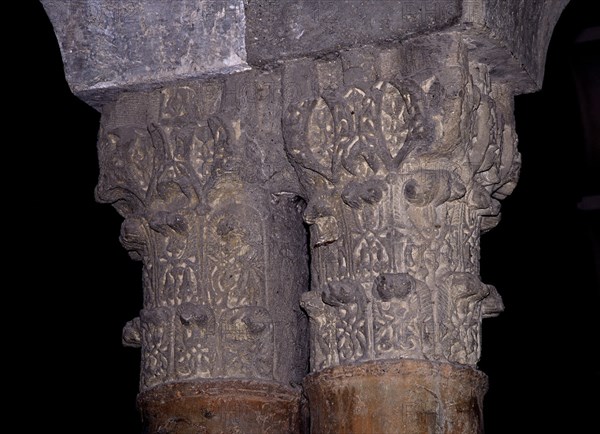 DETALLE DE CAPITELES CON DECORACIONES VEGETALES
ZARAGOZA, ALJAFERIA-CORTES ARAGON
ZARAGOZA