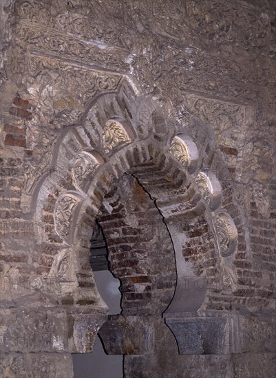 ARCO PRIMITIVO-REINO TAIFAS-S XI
ZARAGOZA, ALJAFERIA-CORTES ARAGON
ZARAGOZA
This image is not downloadable. Contact us for the high res.