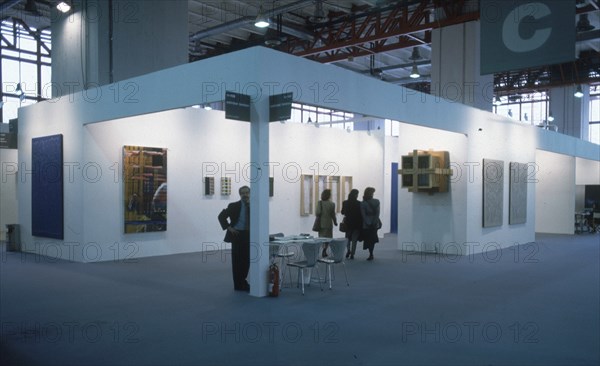 FERIA ARCO 1994-INTERIOR-STAND CON VISITANTES(GAL.SOLEDAD LORENZO)
MADRID, IFEMA-ARCO
MADRID
This image is not downloadable. Contact us for the high res.