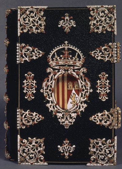 LIBRO DE HORAS DE ISABEL CATOLICA-S XV-ENCUADERNACION(AMBOS LADOS)
MADRID, PALACIO REAL-BIBLIOTECA
MADRID