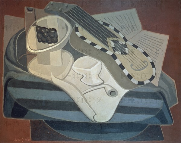 GRIS JUAN 1887/1927
GUITARRA CON INCRUSTACIONES 1925
MADRID, COLECCION PARTICULAR
MADRID
