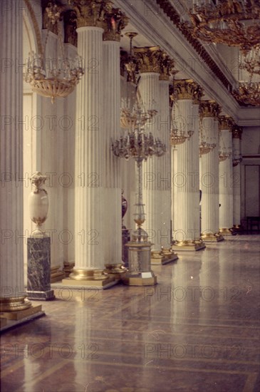 INTERIOR-COLUMNATA
SAN PETESBURGO, MUSEO ERMITAGE
RUSIA
This image is not downloadable. Contact us for the high res.