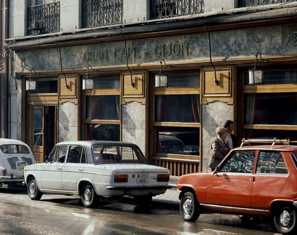 FACHADA DEL CAFE GIJON
MADRID, CAFE GIJON
MADRID