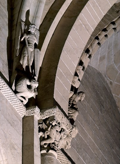 SALMER DEL CRUCERO DERECHO S MIGUEL Y DRAGON
SALAMANCA, CATEDRAL VIEJA
SALAMANCA