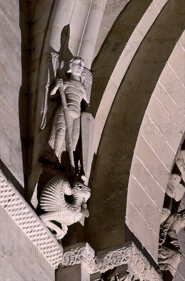 SALMER DEL CRUCERO DERECHO S MIGUEL Y DRAGON
SALAMANCA, CATEDRAL VIEJA
SALAMANCA