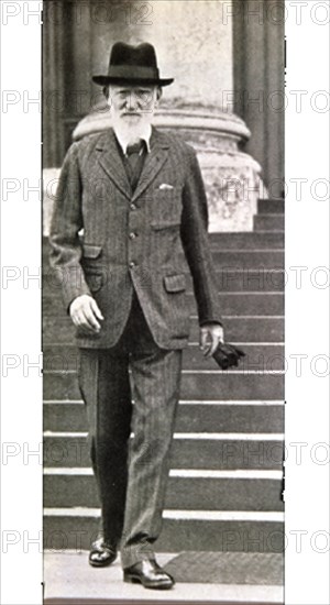 FOTOGRAFIA BLANCO/NEGRO-GEORGE BERNARD SHAW EN 1935-ESCRITOR(JUNTO CON MAYNARD Nº 78182)
CAMBRIDGE, MUSEO FITZWILLIAM
INGLATERRA