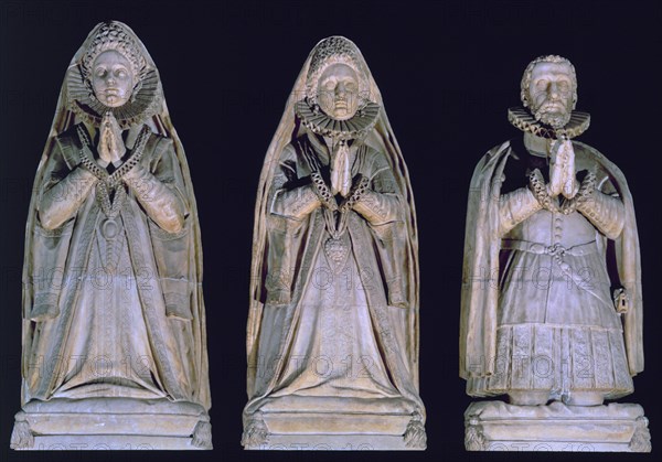 CUADRA PEDRO
ESTATUAS ORANTE DE SIMON RUIZ (1526/1597) Y SUS DOS ESPOSAS: MARIA MONTALVO Y MARIANA PAZ MIRANDA
MEDINA DEL CAMPO, HOSPITAL SIMON RUIZ
VALLADOLID
This image is not downloadable. Contact us for the high res.