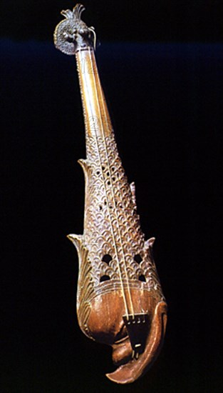 INSTRUMENTO MUSICAL DE CUATRO CUERDAS
MADRID, COLECCION PARTICULAR
MADRID
This image is not downloadable. Contact us for the high res.