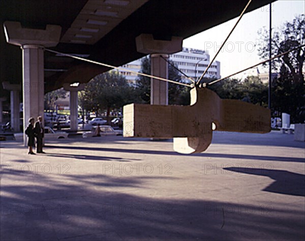 CHILLIDA EDUARDO 1924/2002
ESCULTURA-SIRENA VARADA (MUS PASEO CASTELLANA)
MADRID, MUSEO AL AIRE LIBRE DE LA CASTELLANA
MADRID